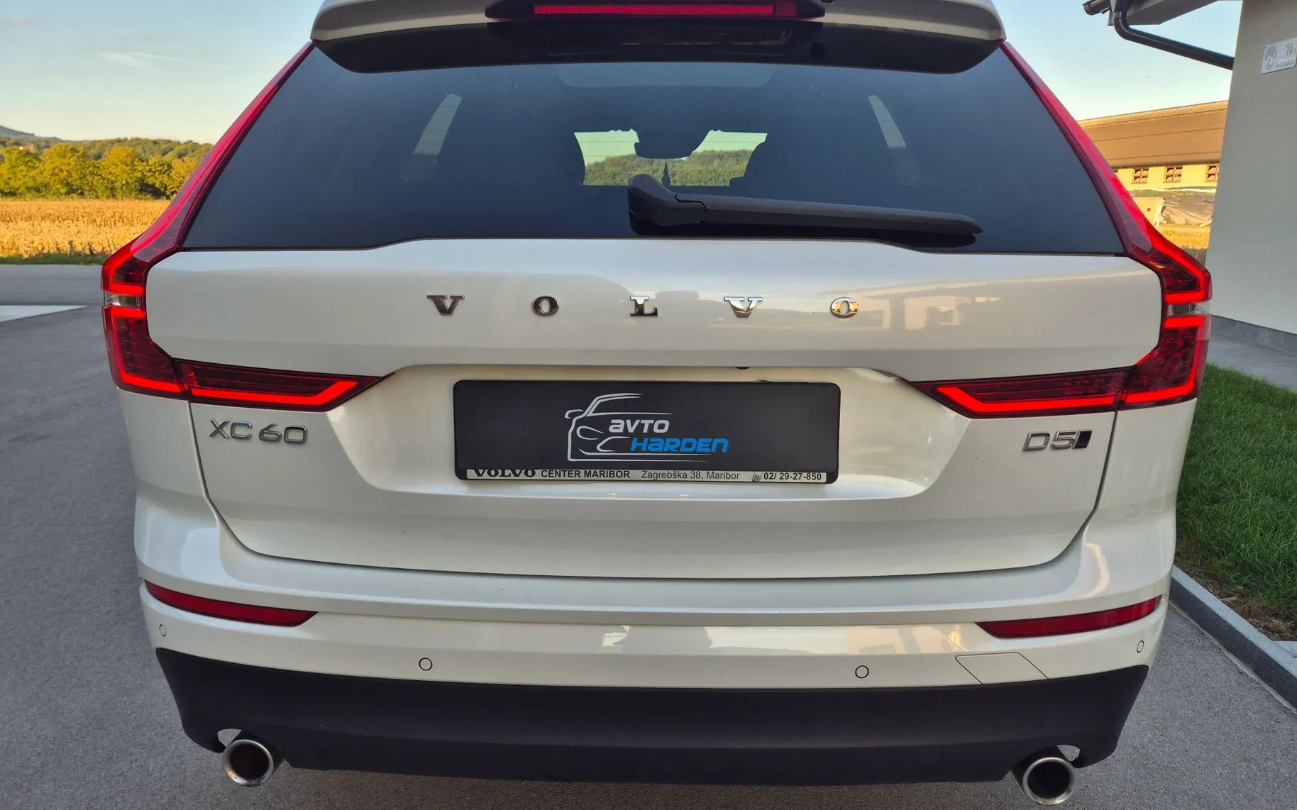 Zunanja slika - Volvo XC60 - D5 AWD Inscription Avt. - 6