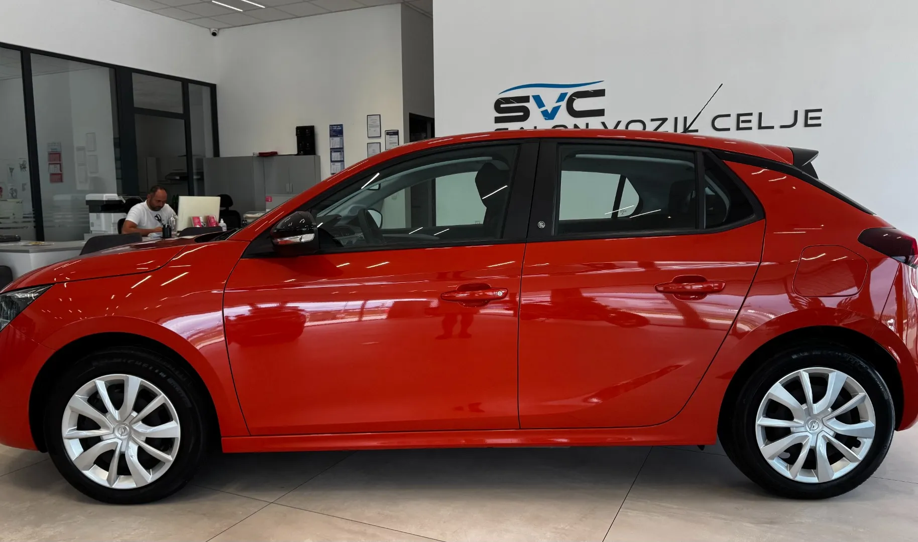 Zunanja slika - Opel Corsa-e - CORSA E 136 EDITION - 3