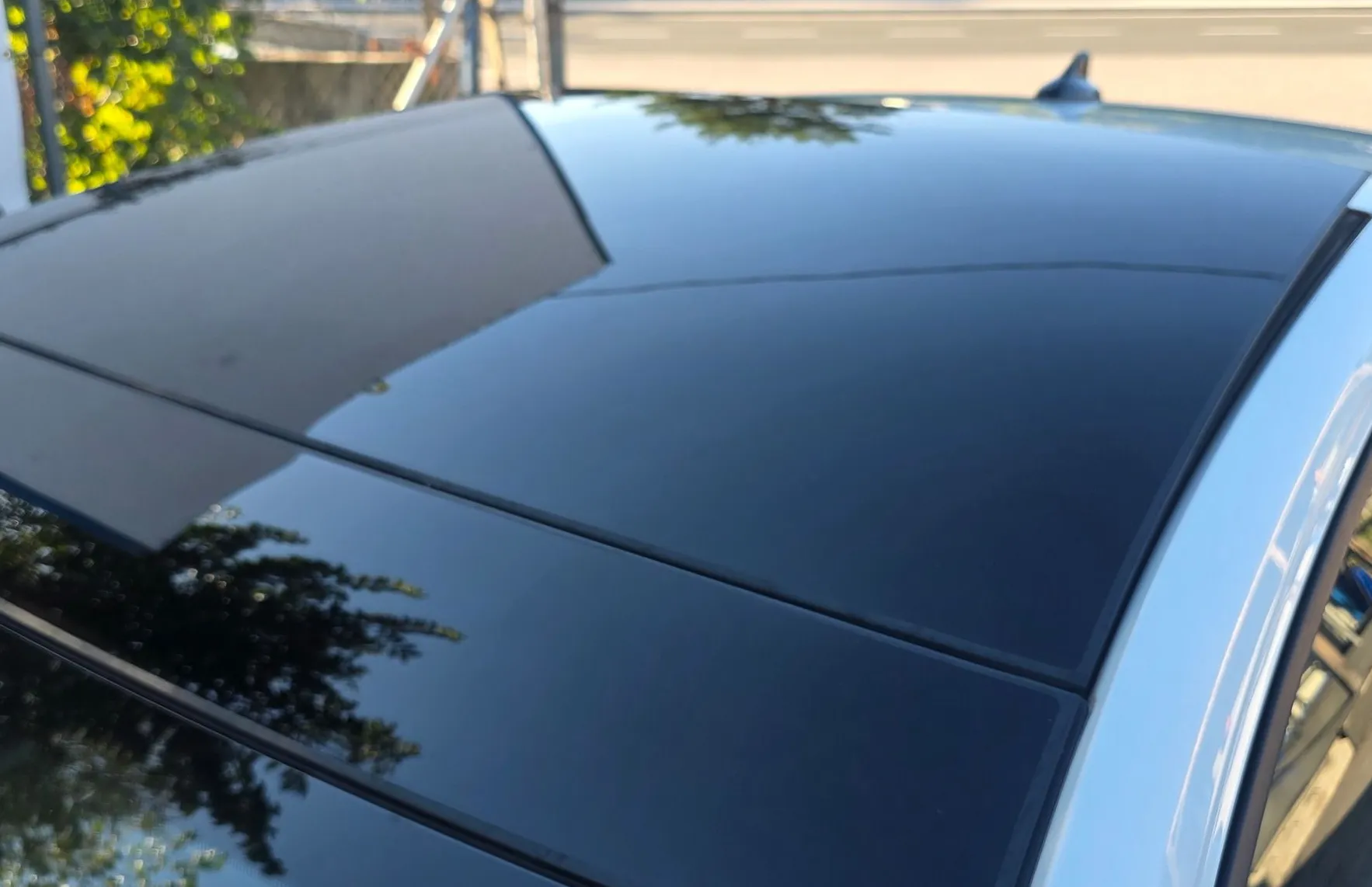 Zunanja slika - Volkswagen Golf - 1.5 TSI R-LINE LED-PANORAMA-ALU19-VIRTUAL-RADAR - 18