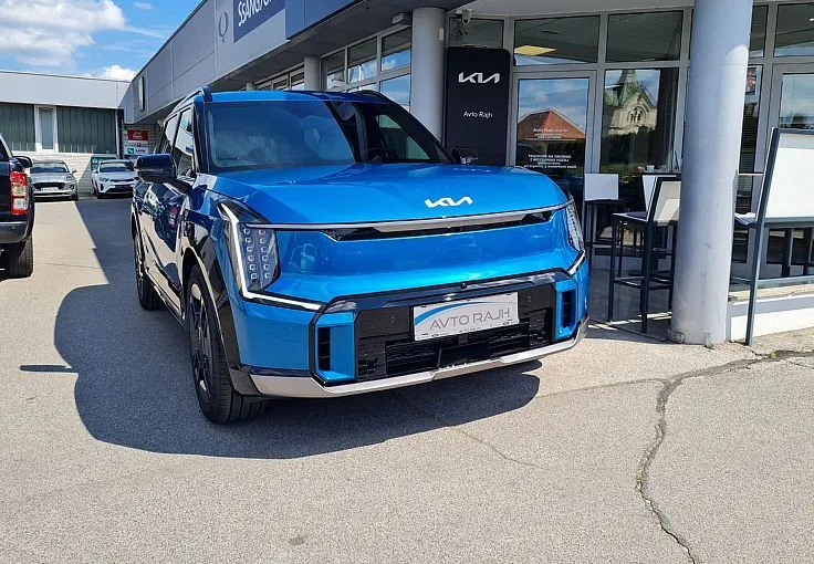 Zunanja slika - KIA EV9 - 99.8 kWh GT-Line Launch 141.5 kW  192KM - 2