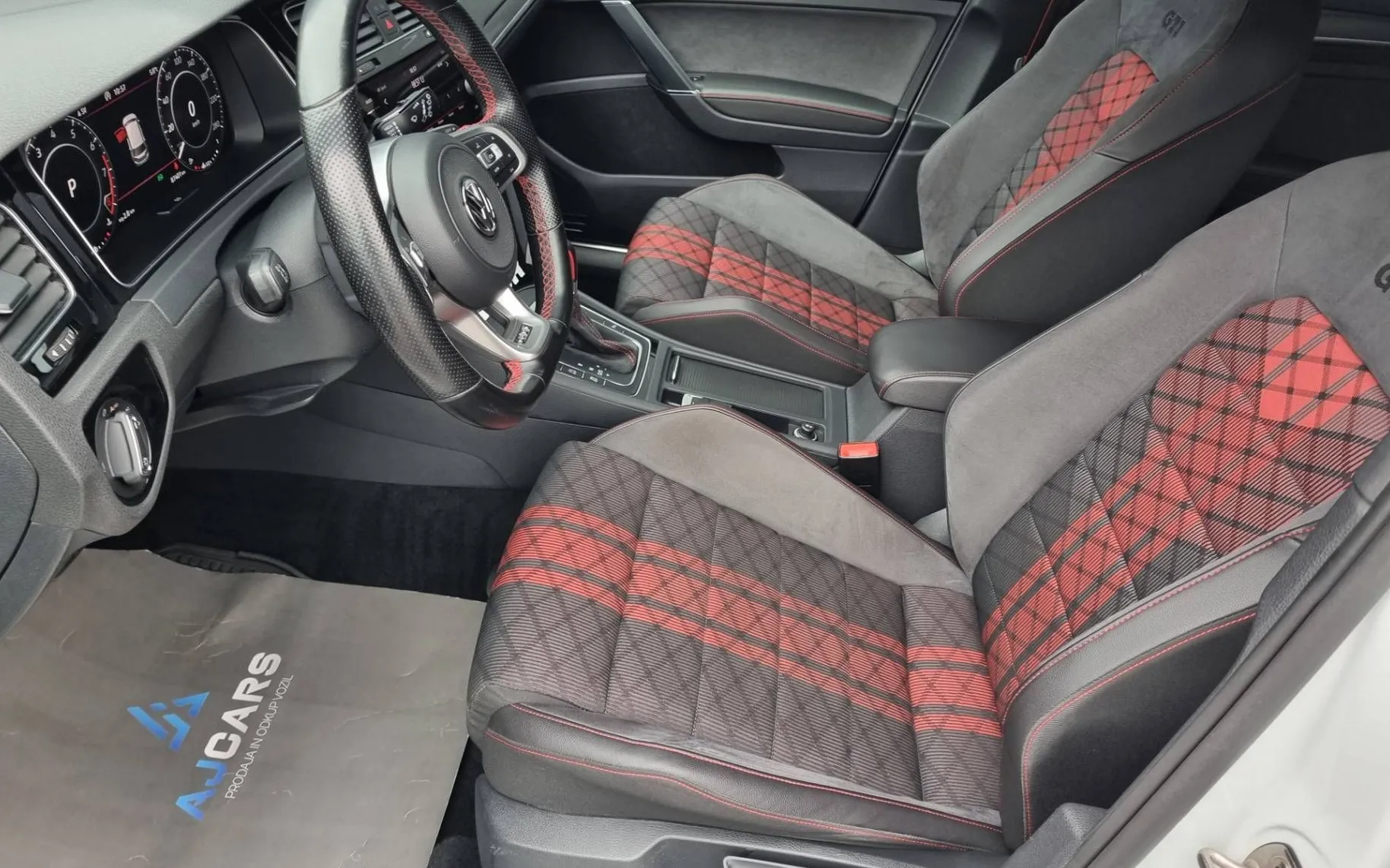 Zunanja slika - VW Golf - 2.0 GTI TCR avt. 290PS-Alcantara-Virtual-DSG-Alu - 12