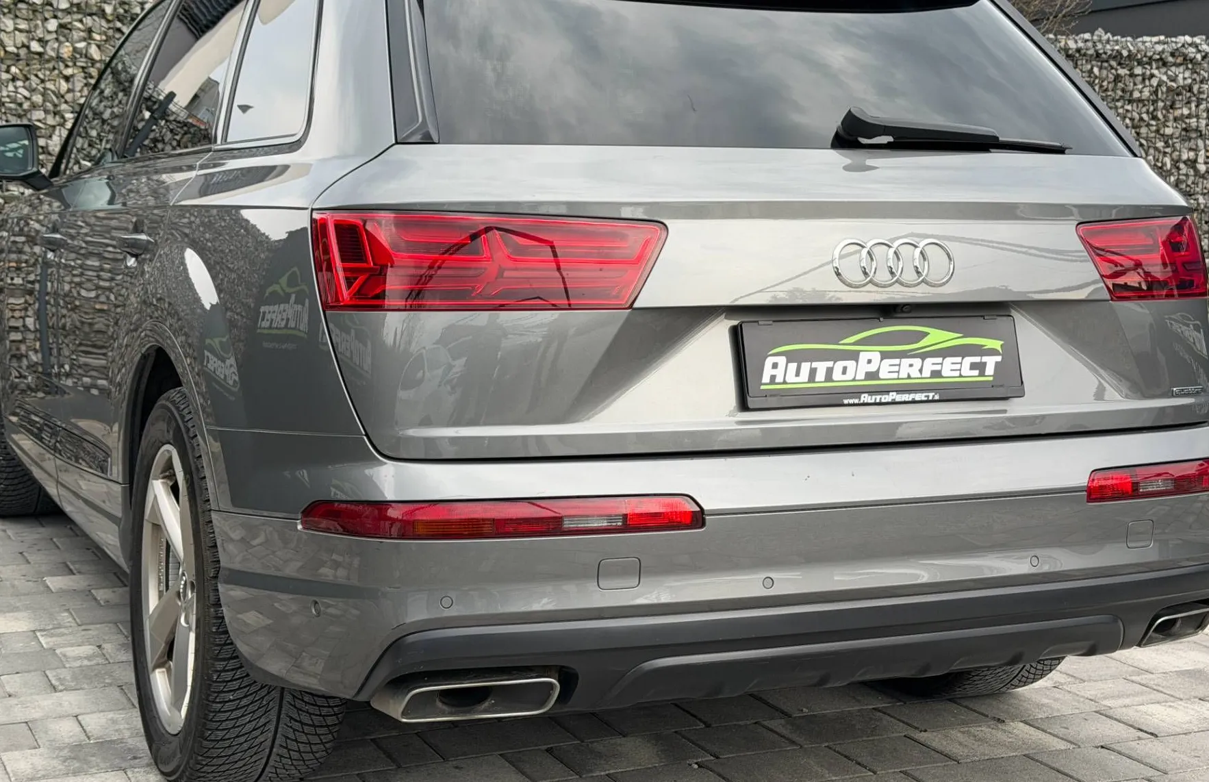 Zunanja slika - Audi Q7 - 3.0 TDI quattro 200kW S-Line |SLO|MATRIX|BOSE|4WS. - 4