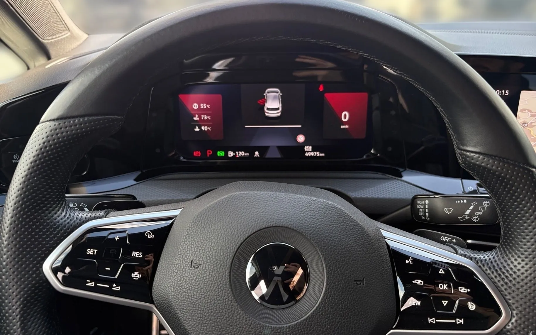 Notranja slika - Volkswagen Golf - 2.0 TSI DSG GTI - 8