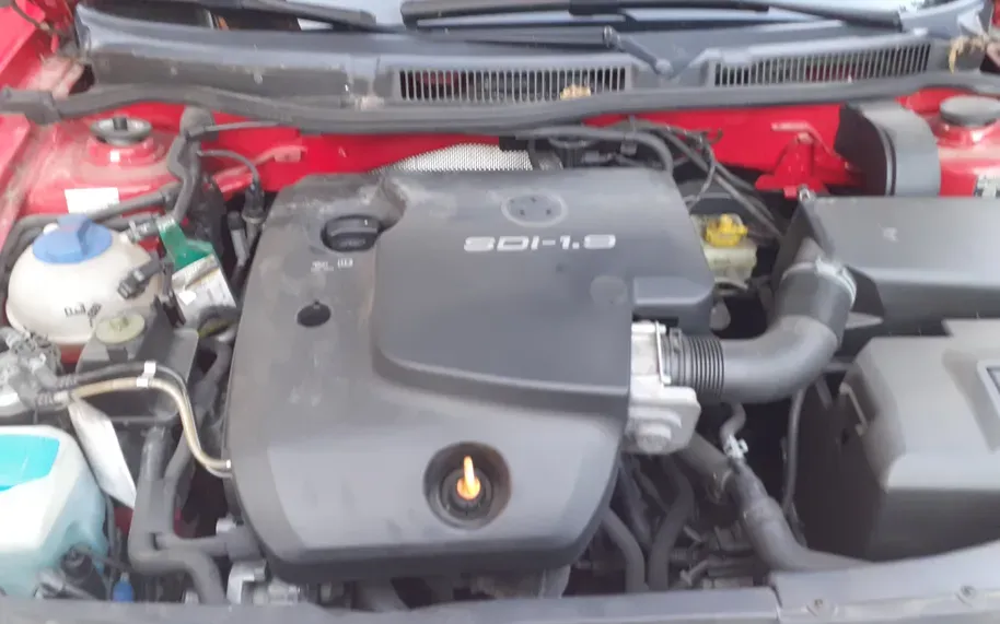 Motor in tehnologija - Volkswagen Golf - 1,9 SDI-DIZEL - 9