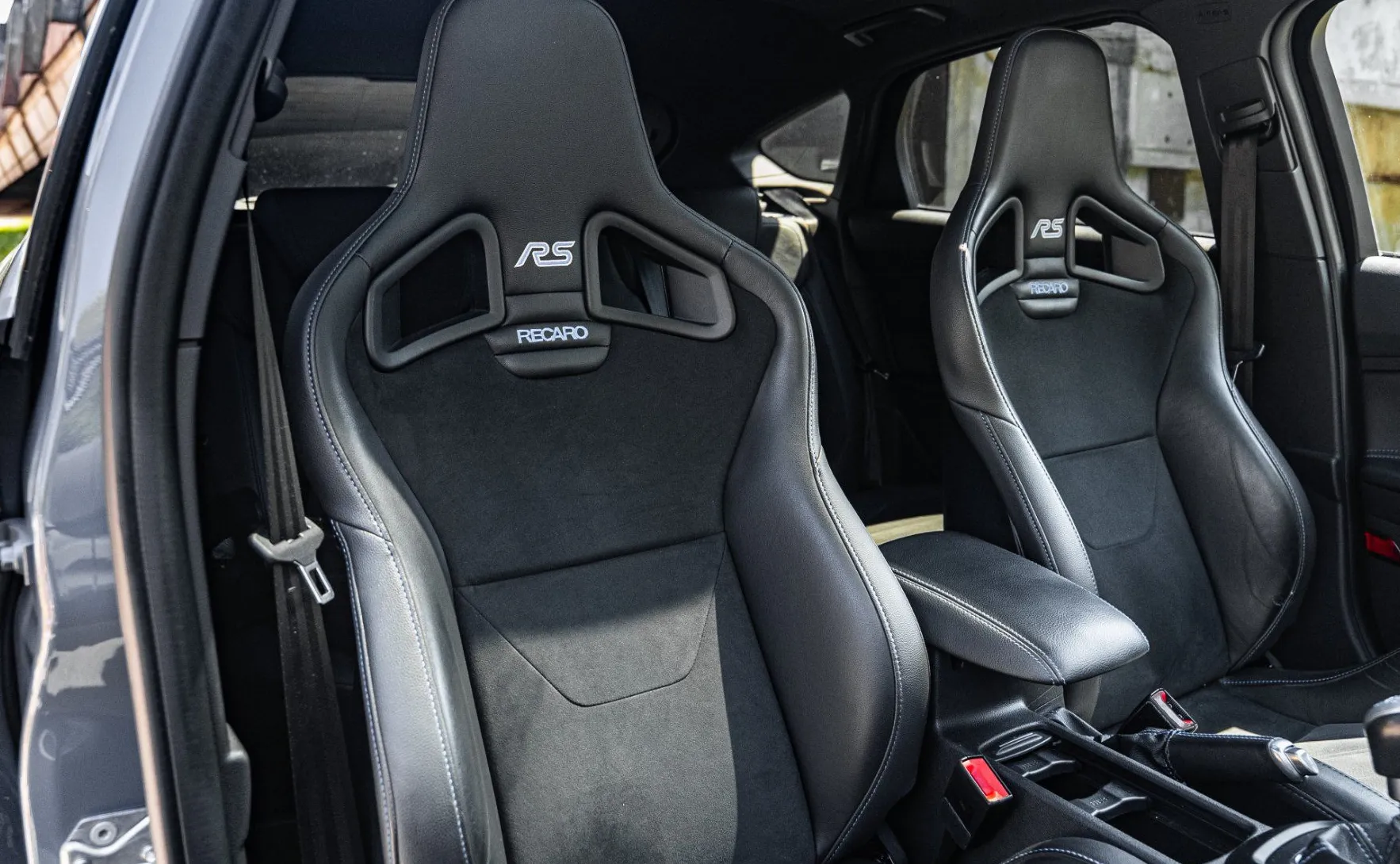 Zunanja slika - Ford Focus - RS - Recaro - SONY - Keyless - Šibedah - Xenon - 18