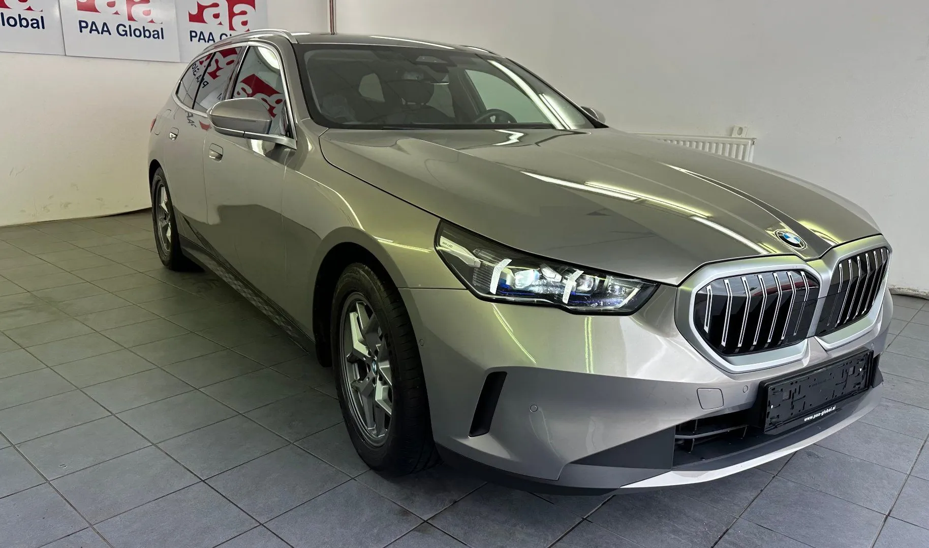 Zunanja slika - BMW Serija 5 - 520i NEMŠKI+4ALU.KAMERA.KLJUKA.ACC.USNJE.51.000 KM - 18