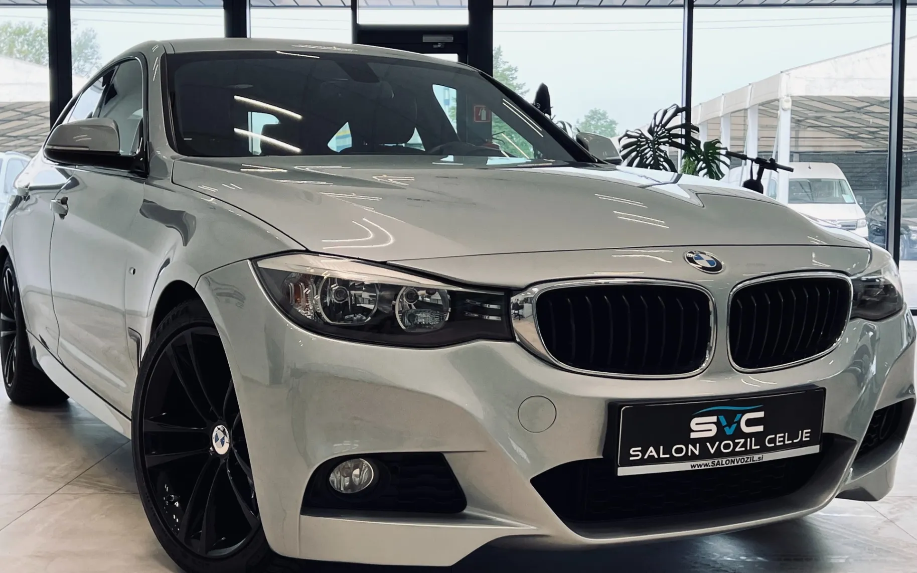 Zunanja slika - BMW Serija 3 - 318d-M-PAKET-AUT - 5
