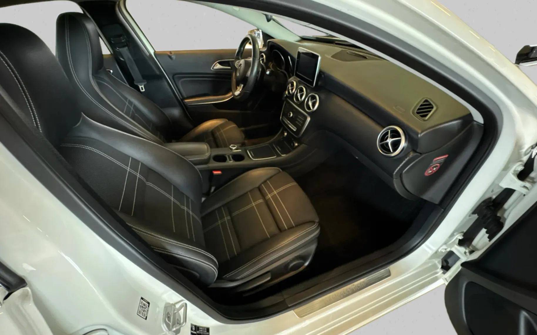 Zunanja slika - Mercedes-Benz A Class Long - A 180CDI  AUT   1 LAST  SLO - 6