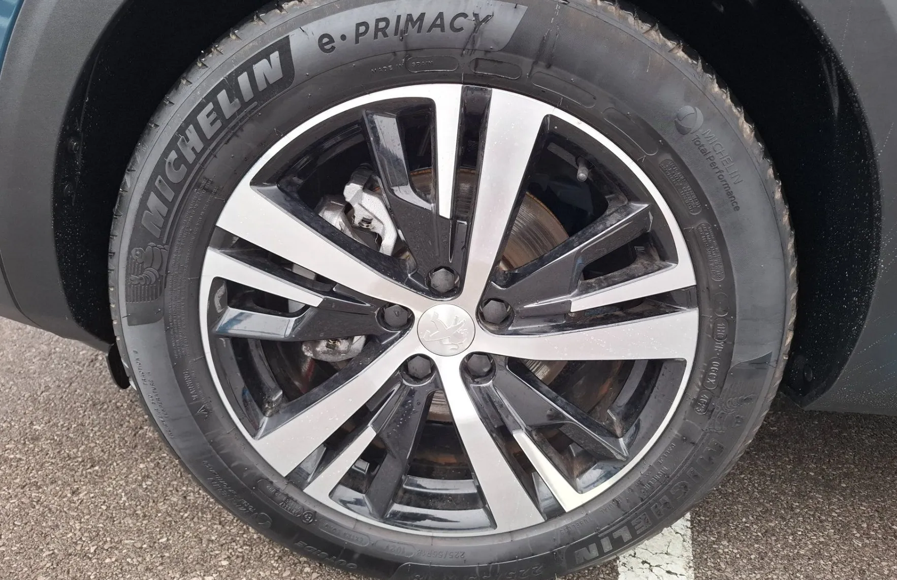 Zunanja slika - Peugeot 3008 - 1.2 MHEV 136 GT OPREMA Avtomatik + VLEČNA KLJUKA - 14