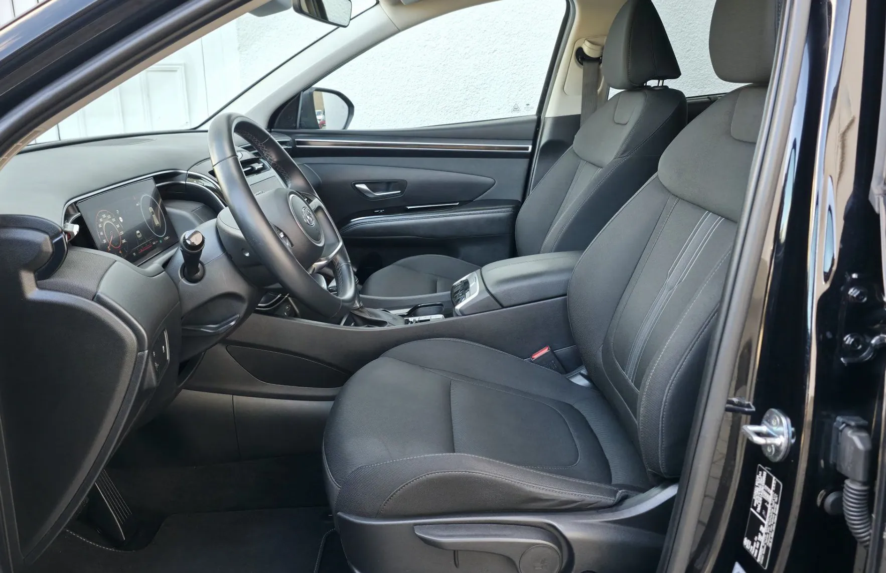 Zunanja slika - Hyundai Tucson - 1.6CRDI DCT Premium BI-LED•BLIS•GRETJE•KEYLES•18C• - 6