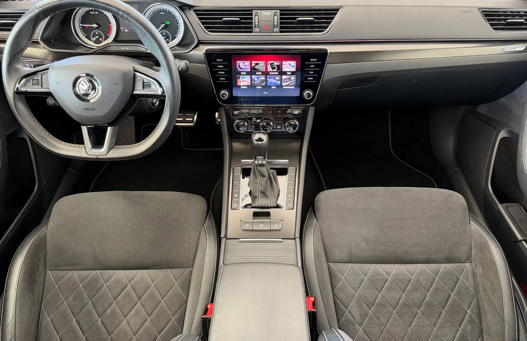 Zunanja slika - Škoda Superb - Combi Sportline 2.0 TDI DSG -SLO-1.LASTNIK-PANO - 6