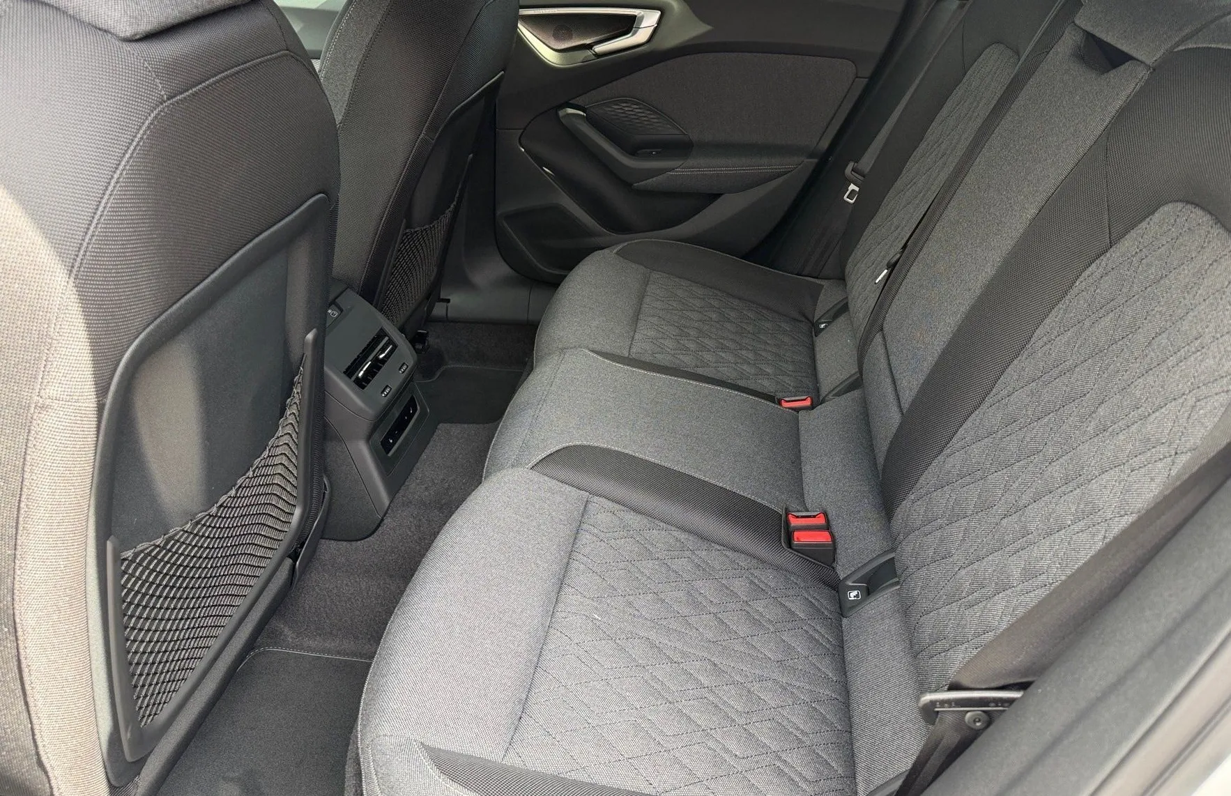 Zunanja slika - Audi A5 - e-hybrid quattro Business S tronic 220kW - 11