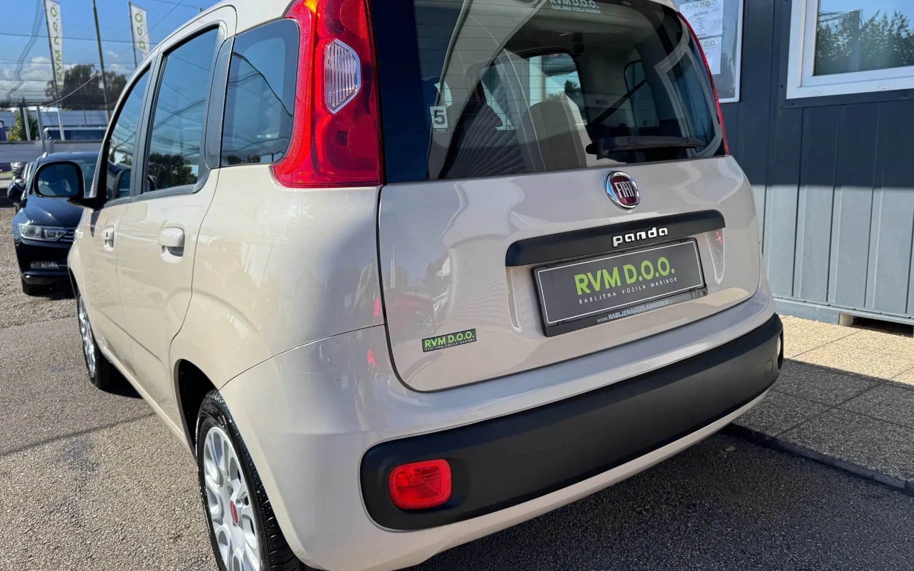 Zunanja slika - Fiat Panda - 1.2 8v°EASY°1.LASTNICA°KLIMA°CITY°EL.POMIK ST.° - 3
