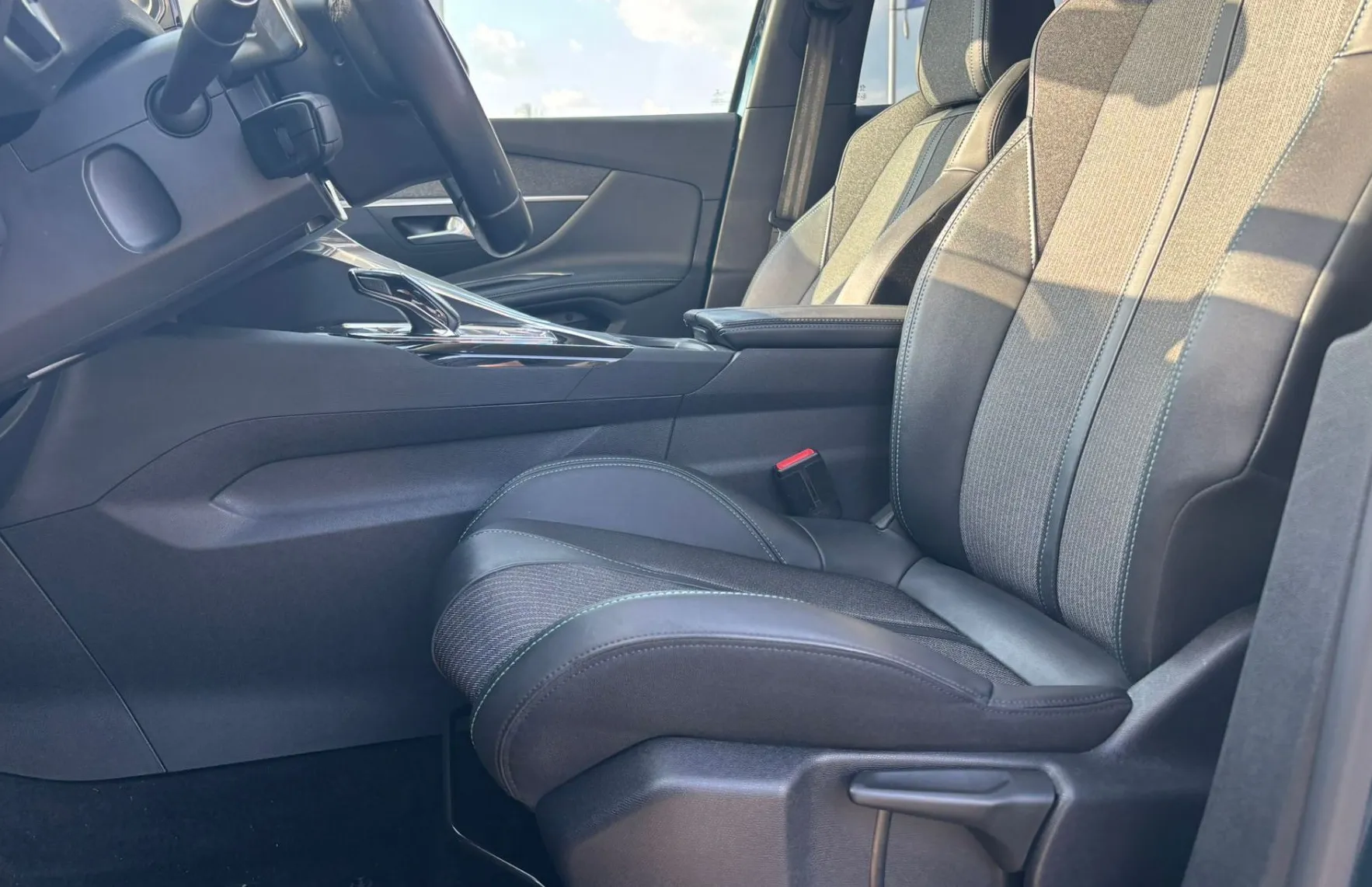 Zunanja slika - Peugeot 3008 - 1.2 PureTech 130 Allure Pack AUT KAMERA-VL.KLJUKA - 7