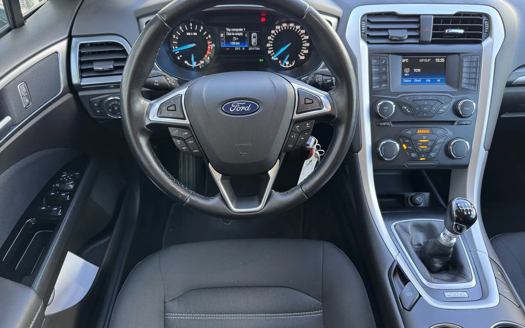 Zunanja slika - Ford Mondeo - 1.5 EcoBoost TREND 1.LASTNIK SLO NAKUP NA OBROKE - 14