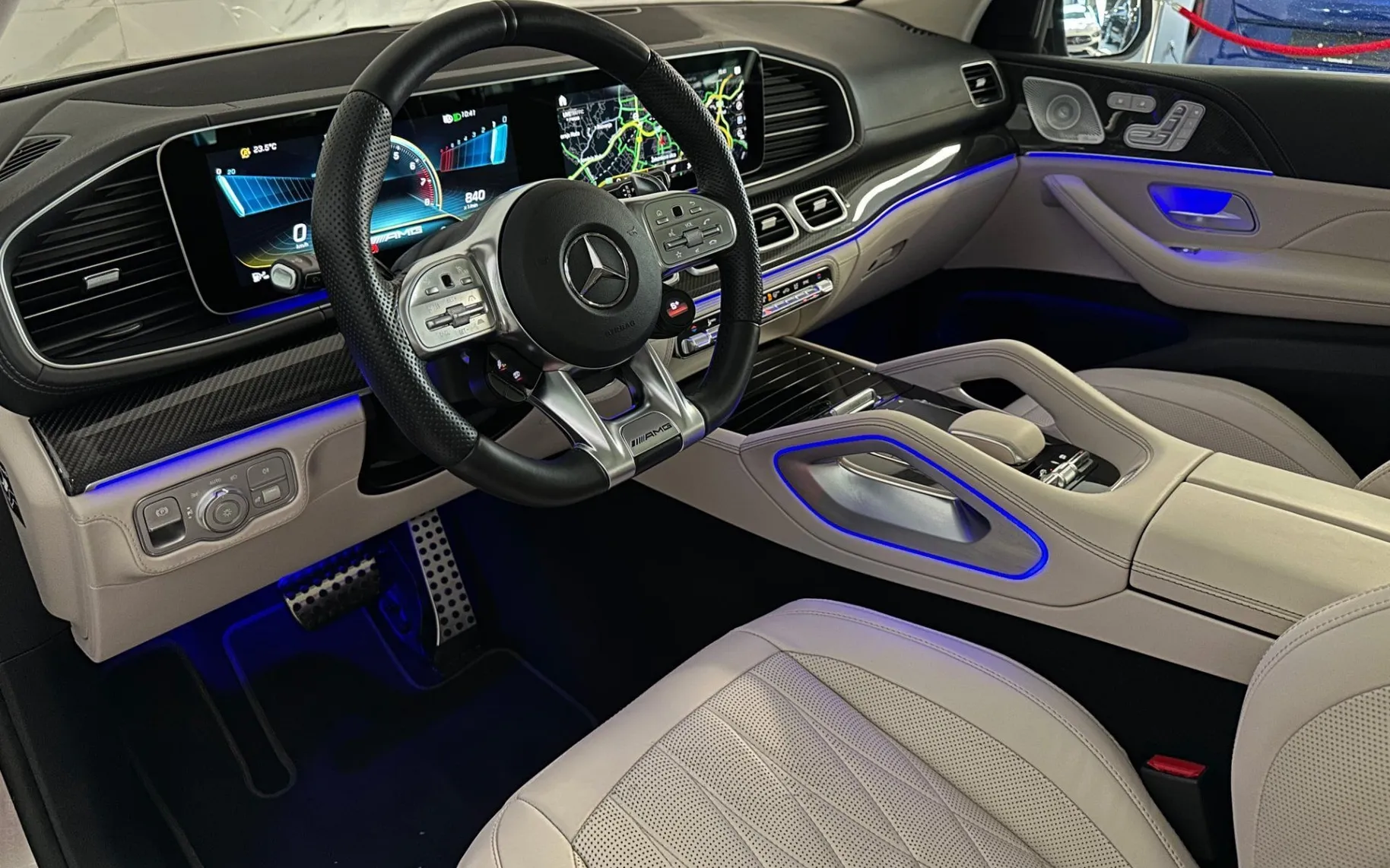 Notranja slika - Mercedes-Benz GLE-Razred - AMG 53 4Matic+|Pano|ACC|Hlaj|360K|Kljuka|Masaža| - 8