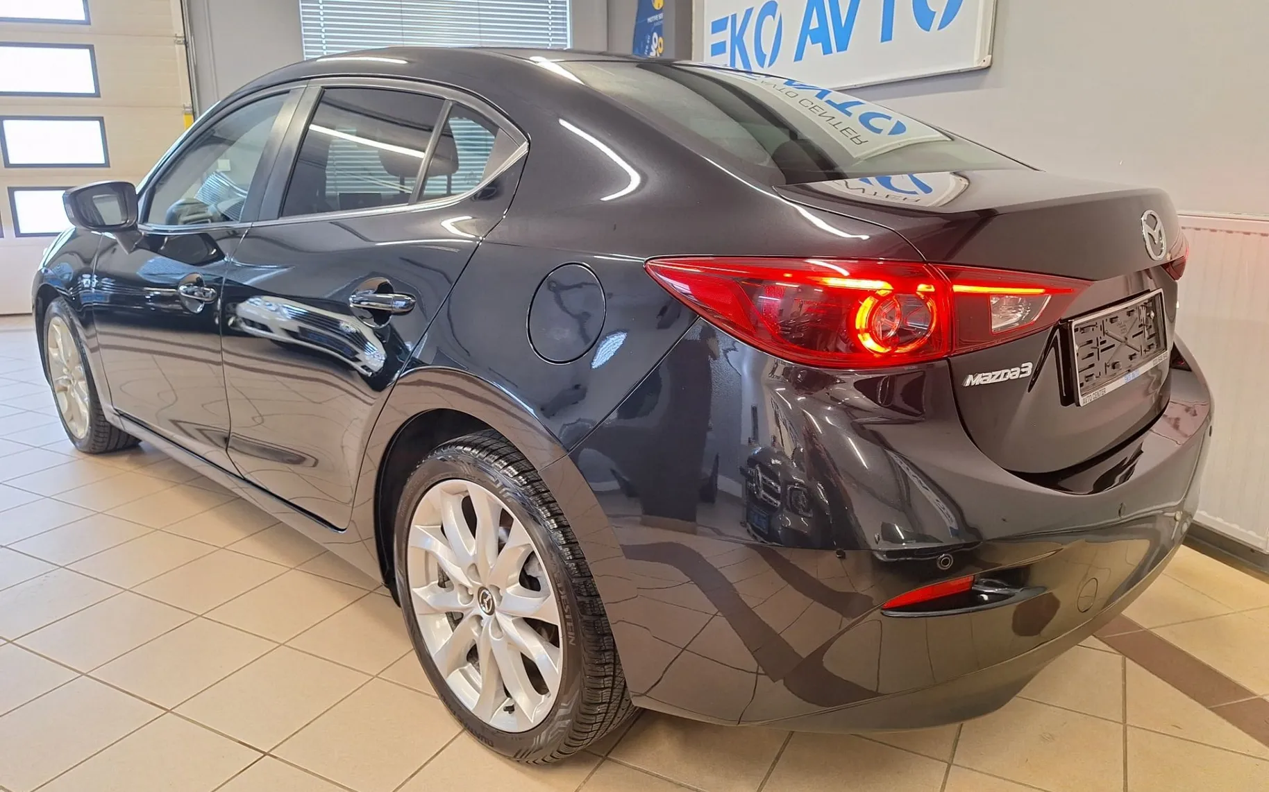 Zunanja slika - Mazda Mazda3 - CD150 Revolution USNJE-PDC-LED-ALU-GRETJE SEDEŽE - 4