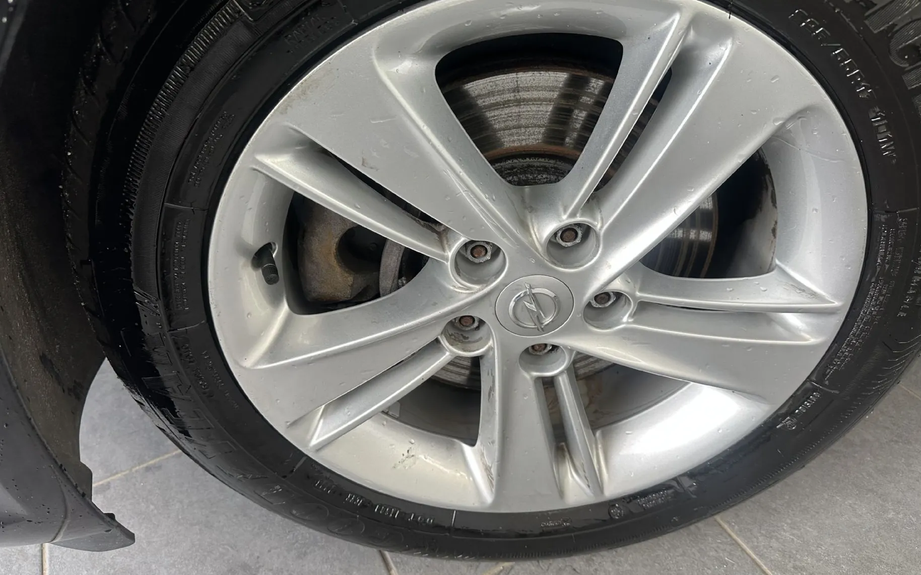 Zunanja slika - Opel Insignia - Sports 2.0 CDTi Innovation Avt.NEMŠKI+4ALU.USNJE - 3