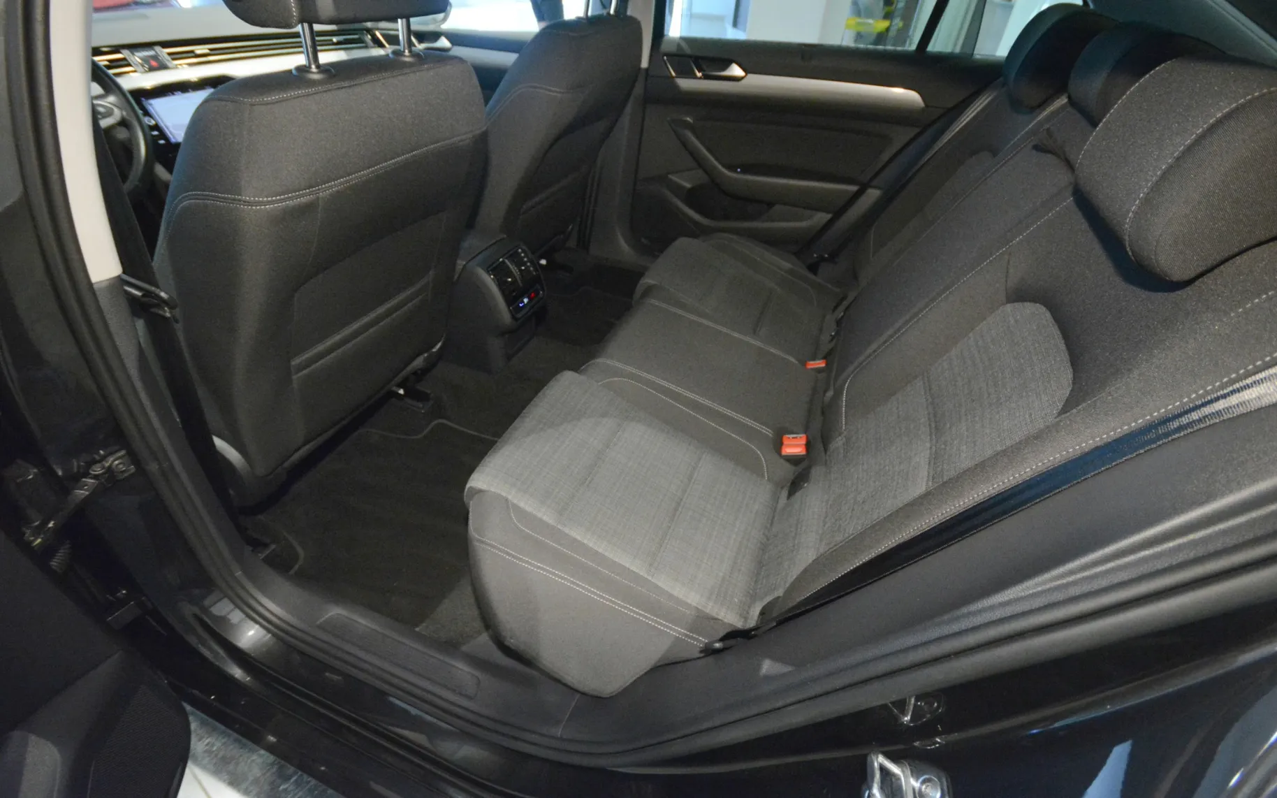 Zunanja slika - Volkswagen Passat - Passat - 8