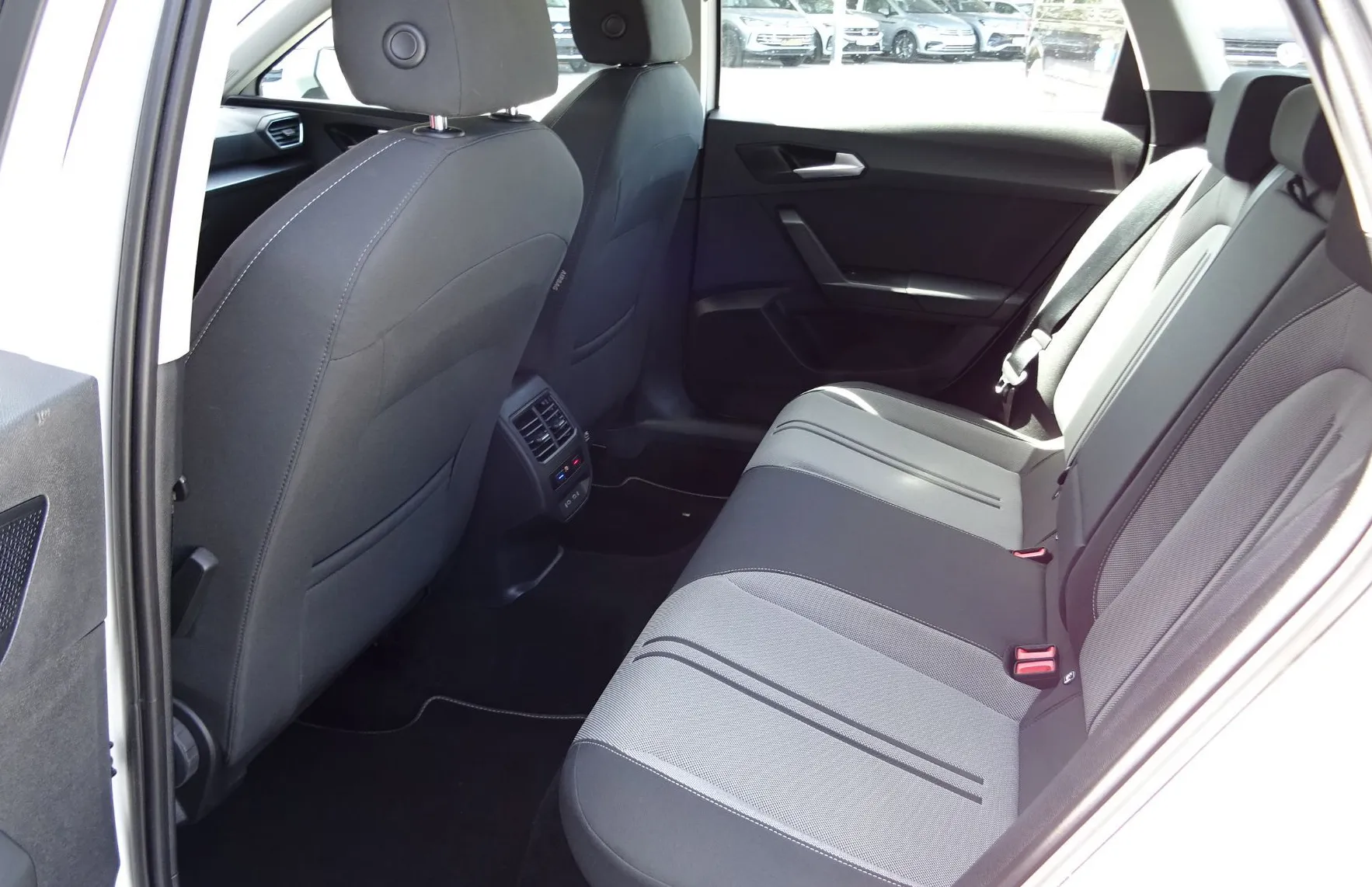 Zunanja slika - Seat Leon - 1.5 TSI SP STYLE 116KM - VLEČNA KLJUKA - - 8