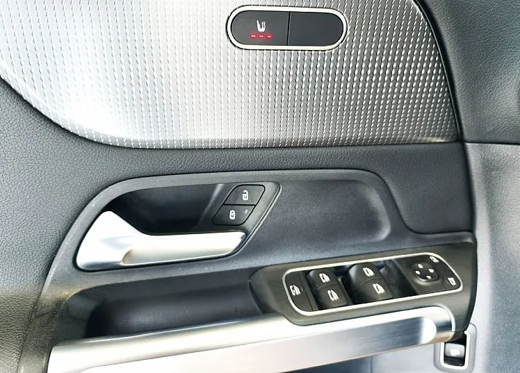 Zunanja slika - Mercedes-Benz GLB-Razred - 220d  AVT 190PS -KOT NOV -AVT.PRTL.- ZELO LEP - - 8