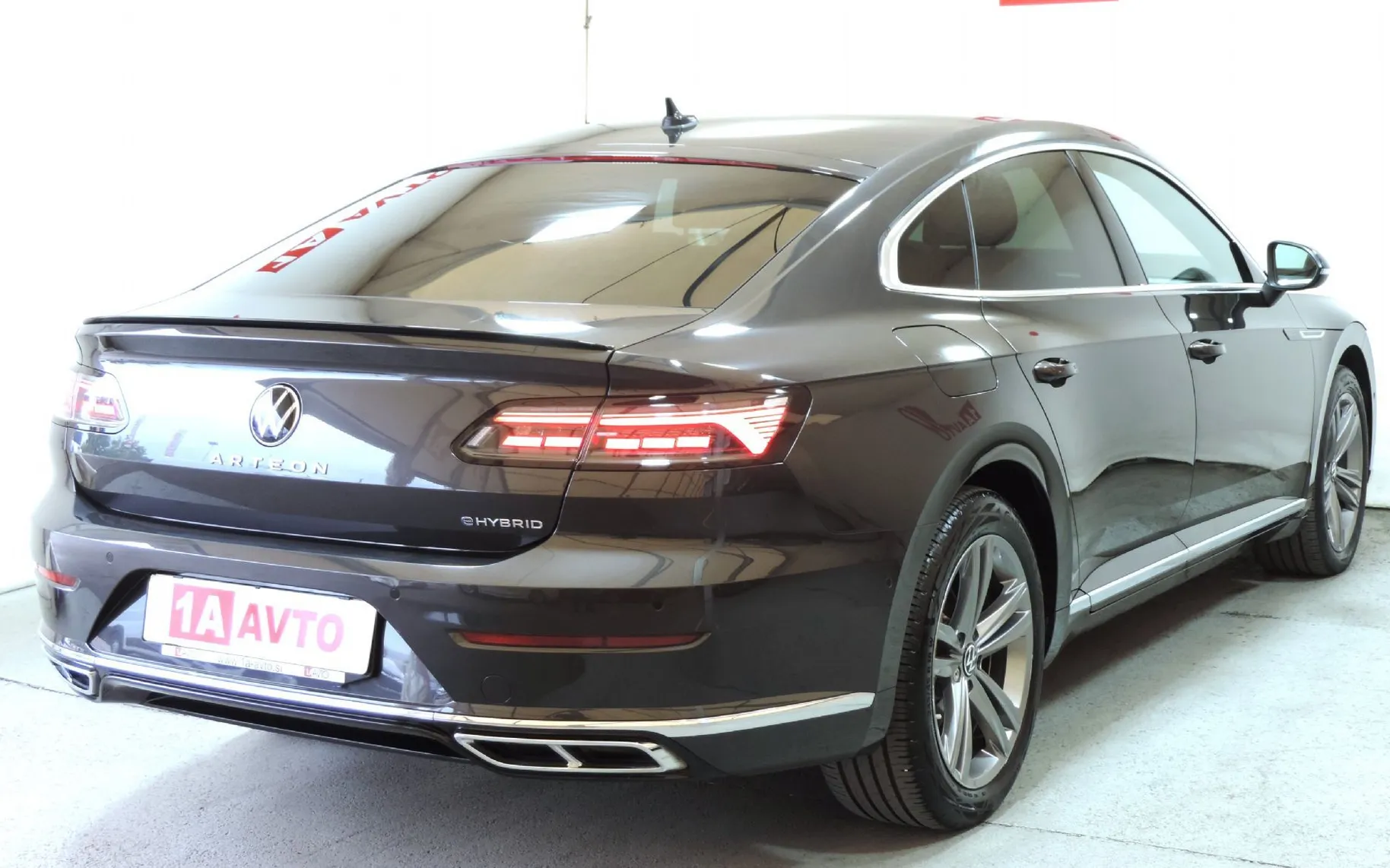Zunanja slika - VW Arteon - 1.4 TSI eHybrid avt.160kW R-Line PRIKLJUČNI HYBRID - 5
