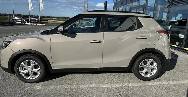 Zunanja slika - SsangYong Tivoli - 1.5 T-GDI Fresh 2WD M T - 3