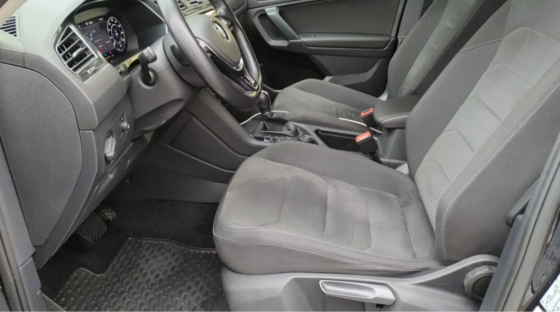 Zunanja slika - VW Tiguan Allspace - 2.0 TDI 4MOTION avt. Highline 110 kW - 14