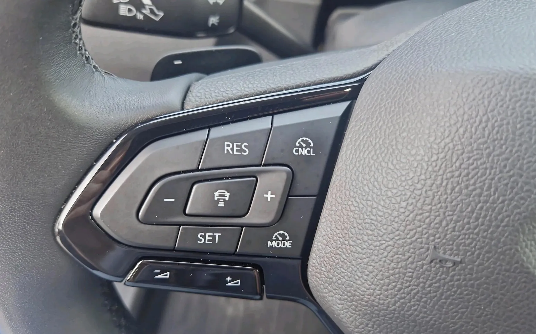 Zunanja slika - Ford Tourneo Connect - 1.5 PHEV-AVT.6-150KM-7XSEDEŽ-SLO-RADAR-F1-NAVI-LE - 16