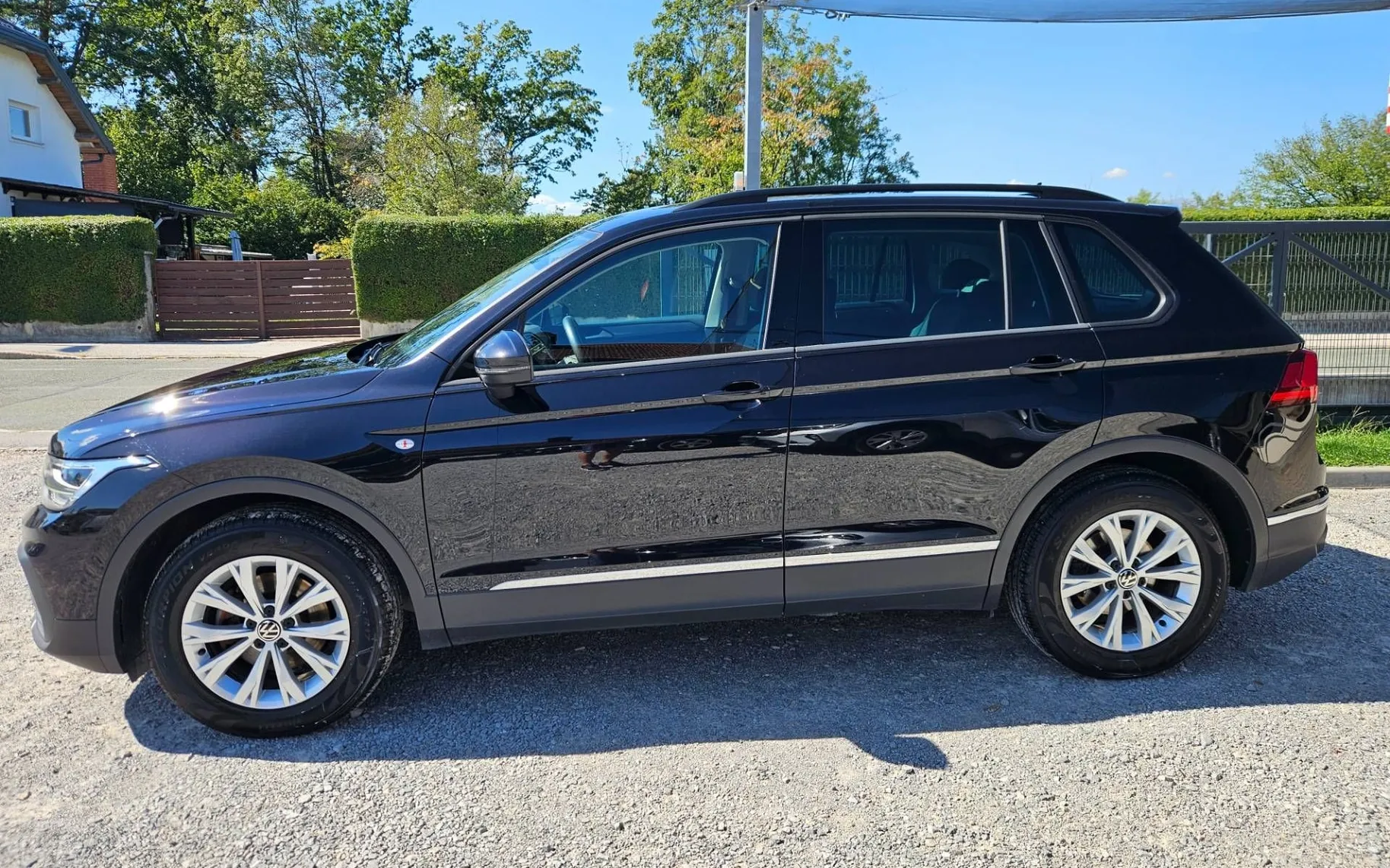 Zunanja slika - Volkswagen Tiguan - 2.0 TDI BMT AVT. 1.LASTNIK SLO KAMERA VIRTUAL NA.. - 6