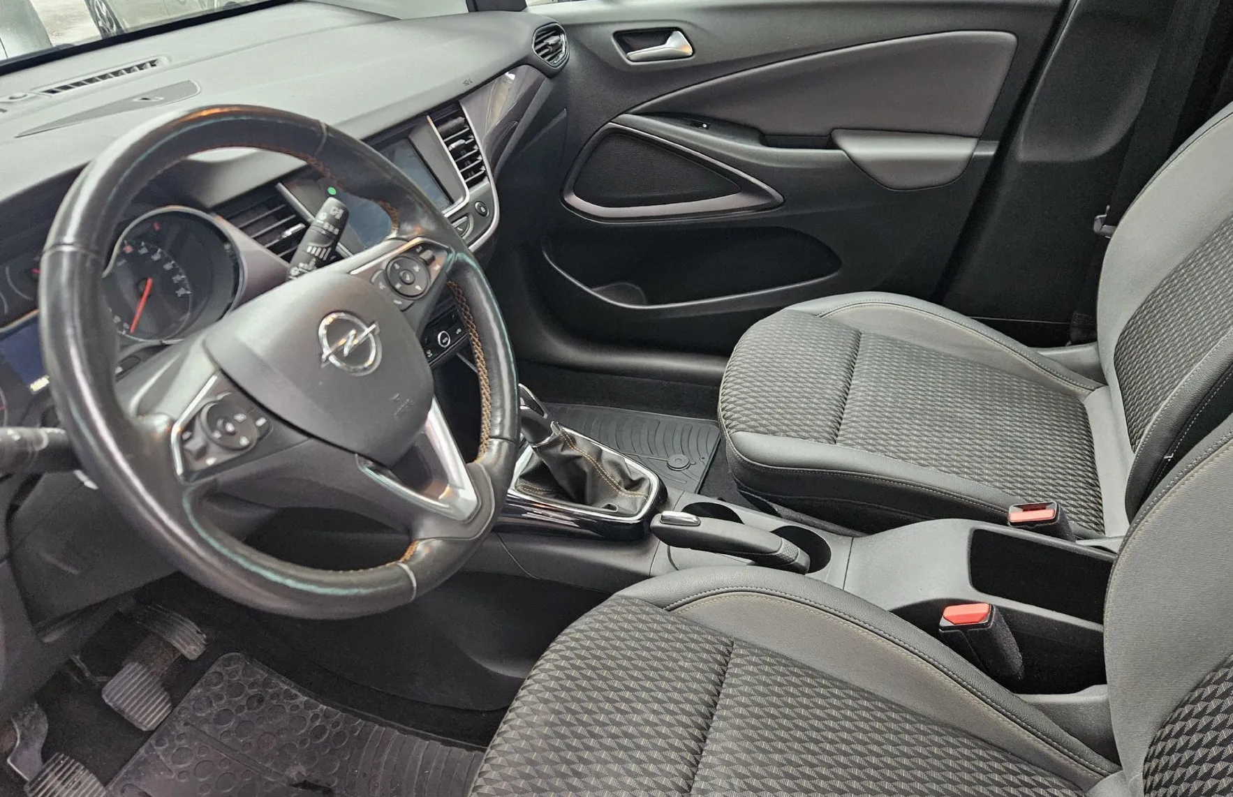 Zunanja slika - Opel Crossland X - 1.2T Innovation - 6