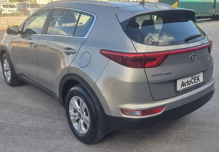 Zunanja slika - KIA Sportage - 1.7 CRDI + BREZ POLOGA + 1.LASTNIK + SLO - 7