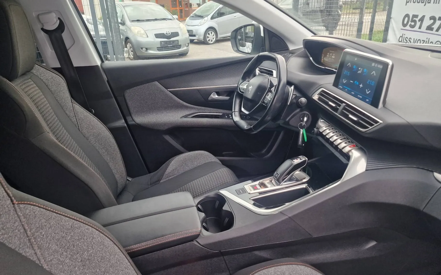 Zunanja slika - Peugeot 3008 - 1.5 BlueHDI Avt. OPR. VELIK SERVIS VIRTUAL KAM. - 6