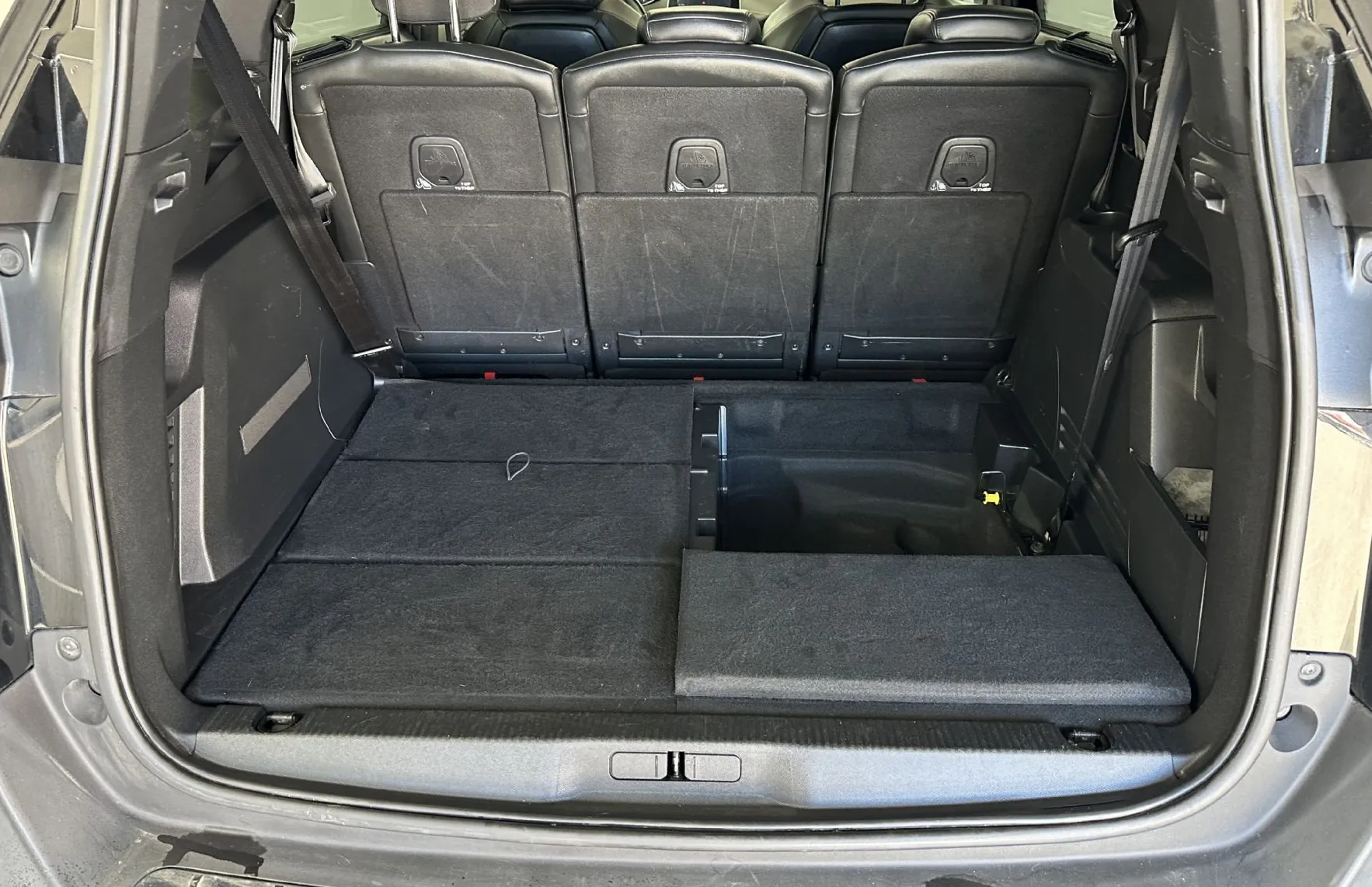 Zunanja slika - Peugeot 5008 - 1.2  96 KW.GT Line Avt..USNJE.NAVI.VELIKI SERVIS - 19