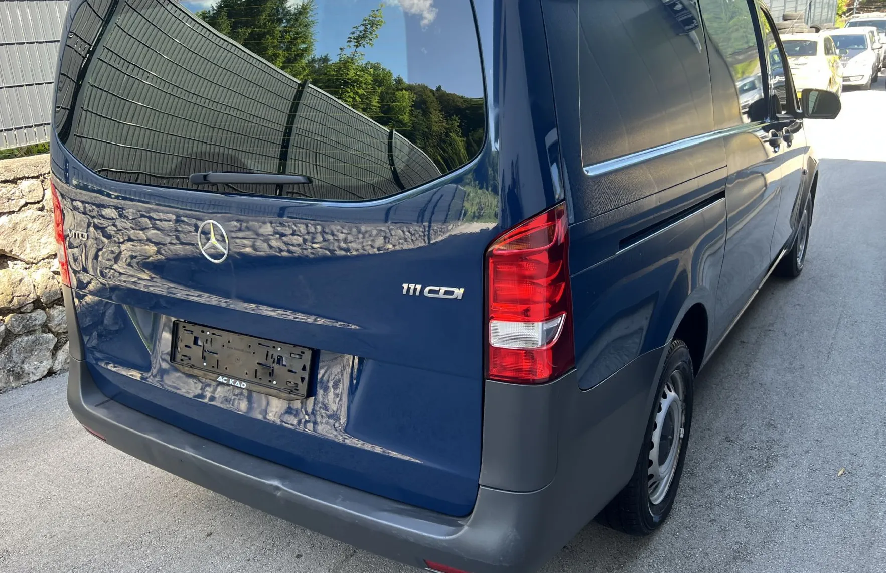 Zunanja slika - Mercedes-Benz Vito - 111 CDI - 4