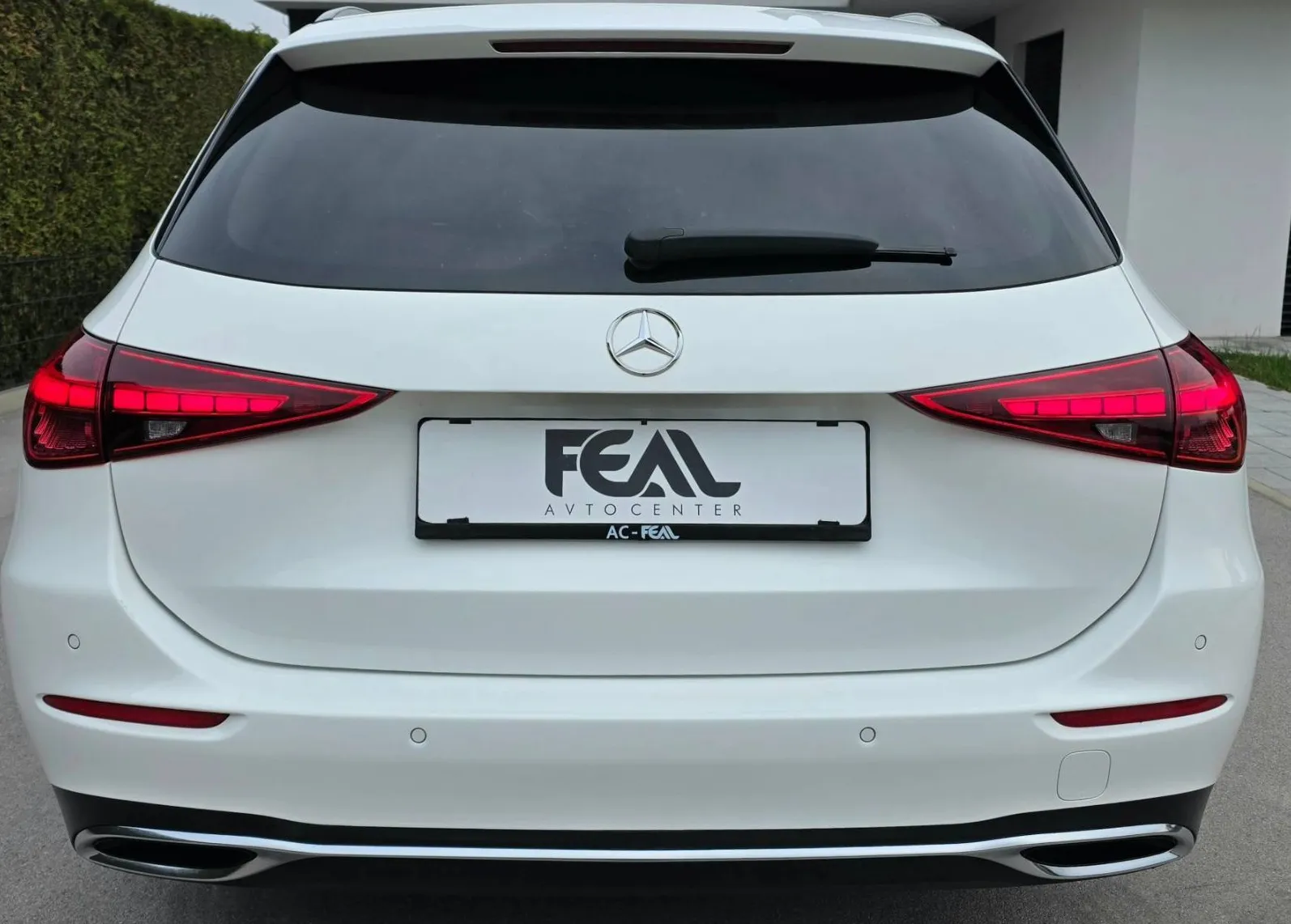 Zunanja slika - Mercedes-Benz C-Razred - C 200 D-AVT-SPORT-FULL LED-360 KAMERA-VIRTUAL-ACC- - 8