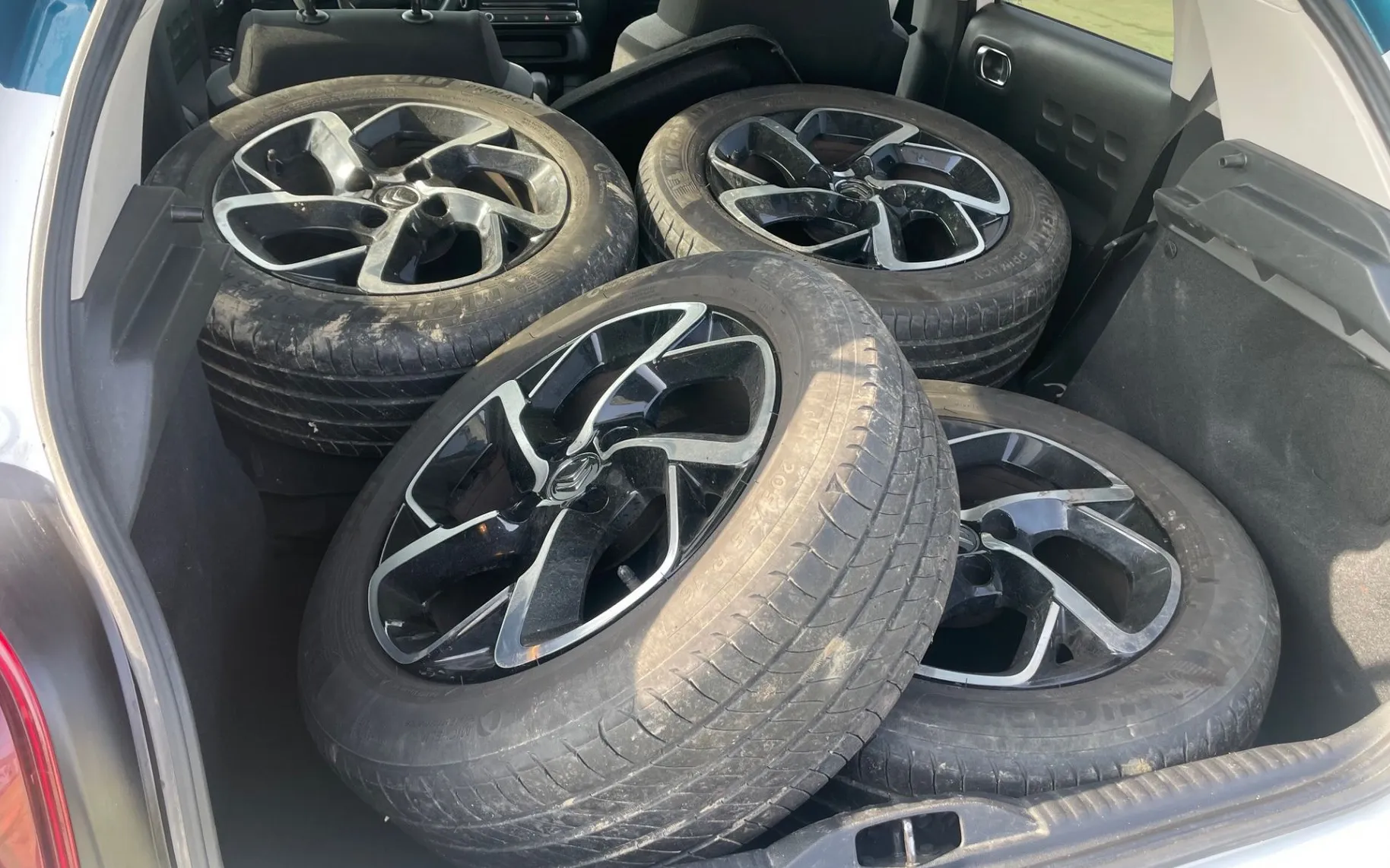 Zunanja slika - Citroën C3 - Feel PureTech SHINE 83 S S BVM NAVI.PDC.LED. - 9