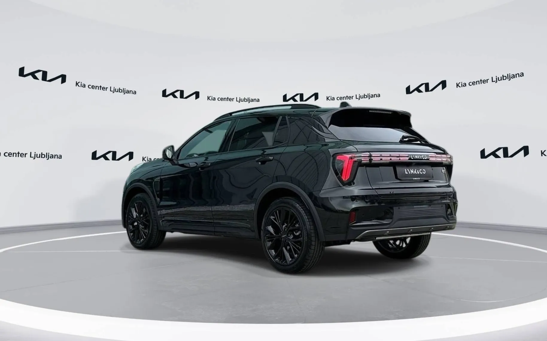 Zunanja slika - Lynk & Co 01 - More 2025 Priključni hibrid - 7