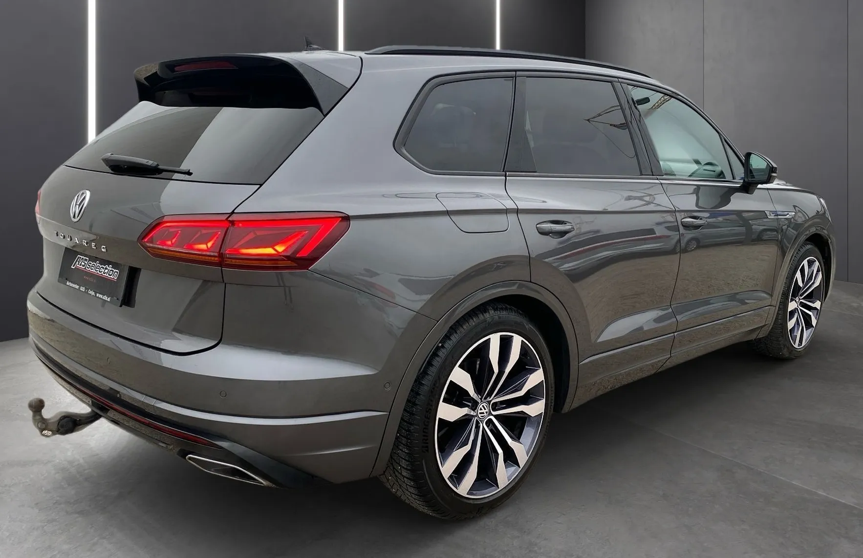 Zunanja slika - VW Touareg - V6 TFSI R-Line Panorama - Zračno - Night vision... - 3