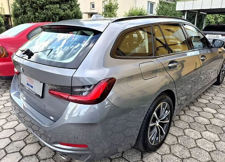 Zunanja slika - BMW Serija 3 - Touring: 318d X-line WIDESCREEN FULL LED 1.LETNO JAMSTVO - 5