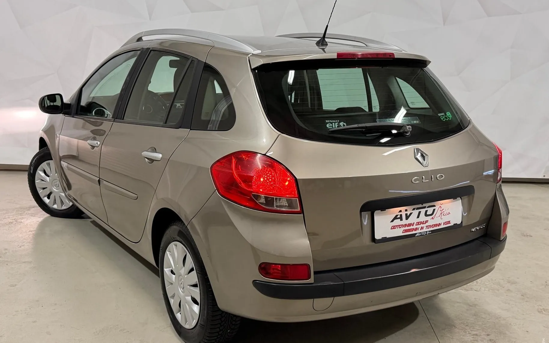 Zunanja slika - Renault Clio - Grandtour 1.5 dCi-TEMPOMAT-KLIMA-TRAJNIK - 5
