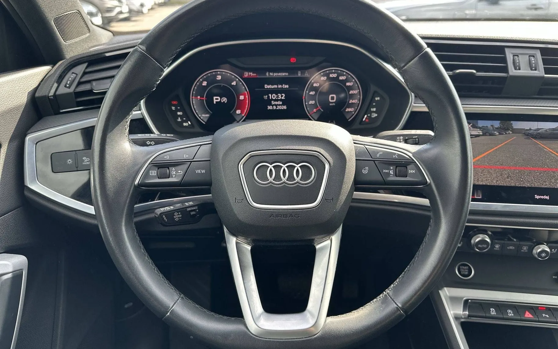 Notranja slika - Audi Q3 - 35 TDI SPORT S tronic - 13