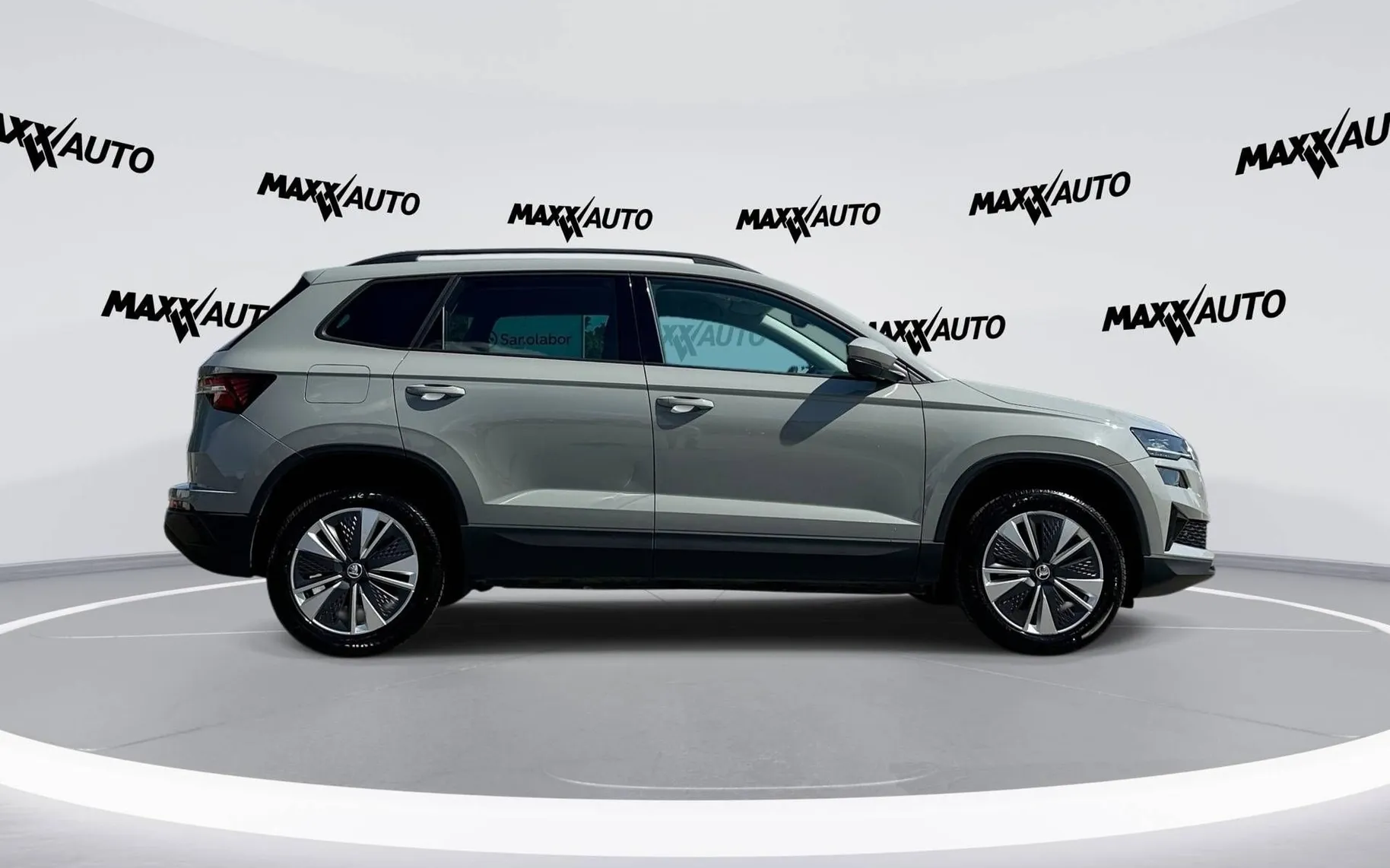 Zunanja slika - Škoda Karoq - 1.5 TSI Ambition DSG - 4