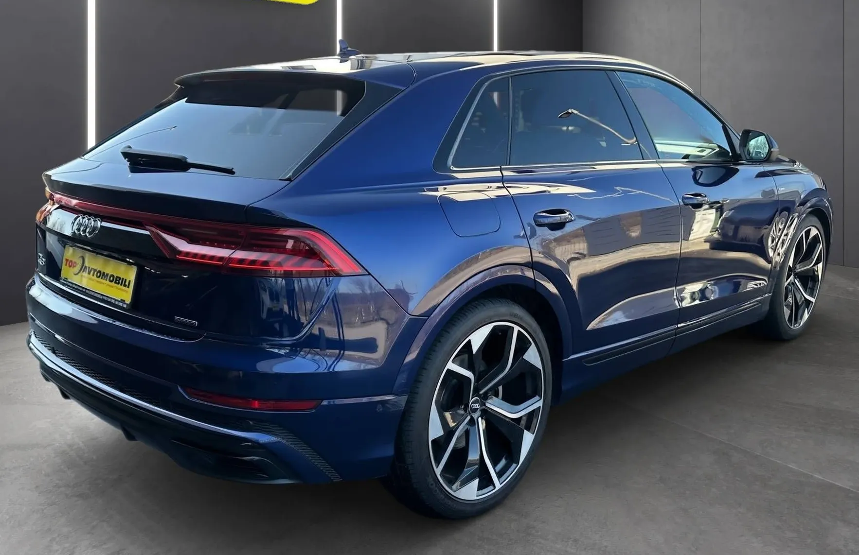 Zunanja slika - Audi Q8 - 50 TDI Q 3×S LINE HD MATRIX VIRTUAL RADAR KAMERA - 8