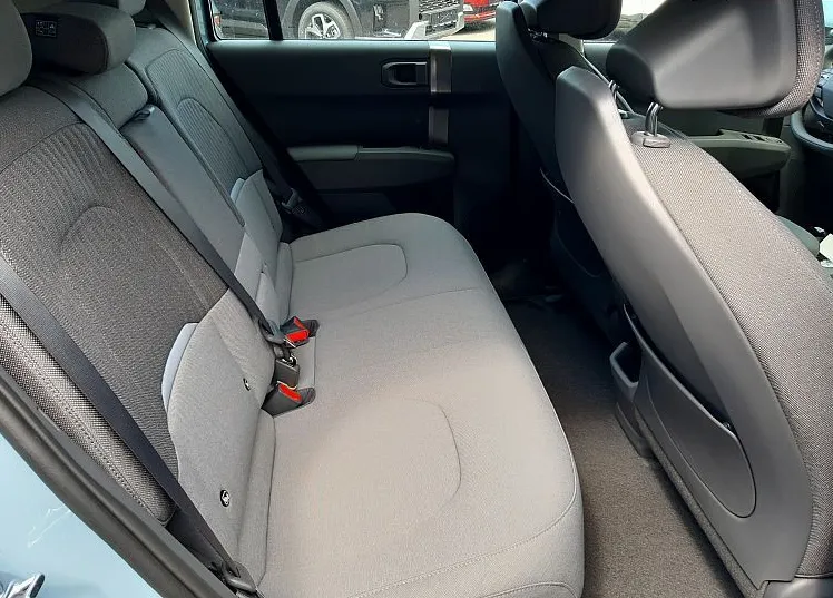 Zunanja slika - KIA EV3 - 58.3 kWh baterija. 150 kW  204 KM  SKAY - 10