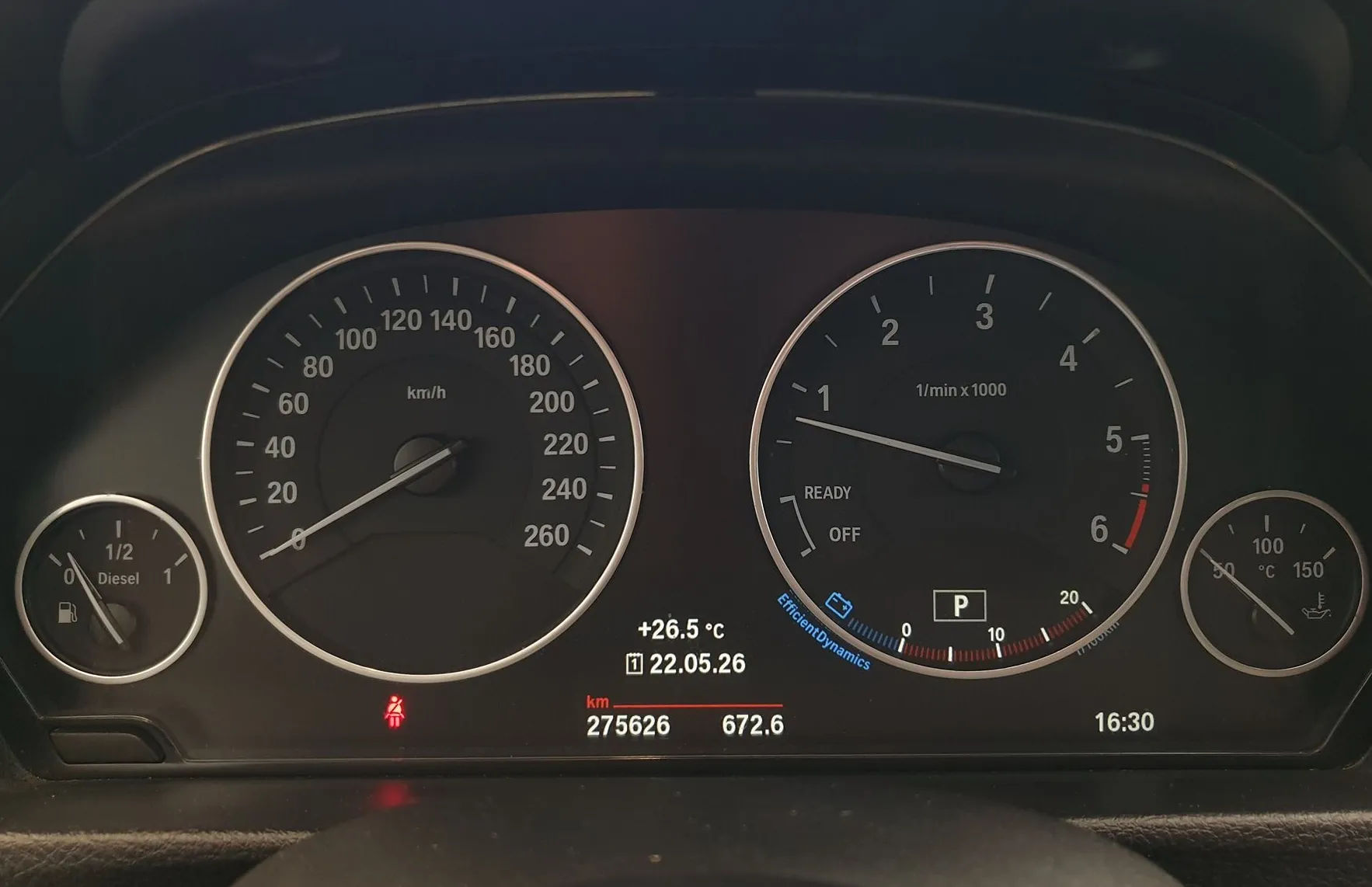 Zunanja slika - BMW Serija 3 - Touring: 318d Touring KEYLES|LED|VELIKA NAVI|PDC|GR.SEDE - 14