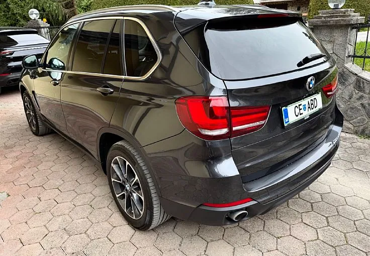 Zunanja slika - BMW X5 - serija : xDrive30d AUT SLO LEDER ALU19 KAMERA KLJUKA MEMORY - 6