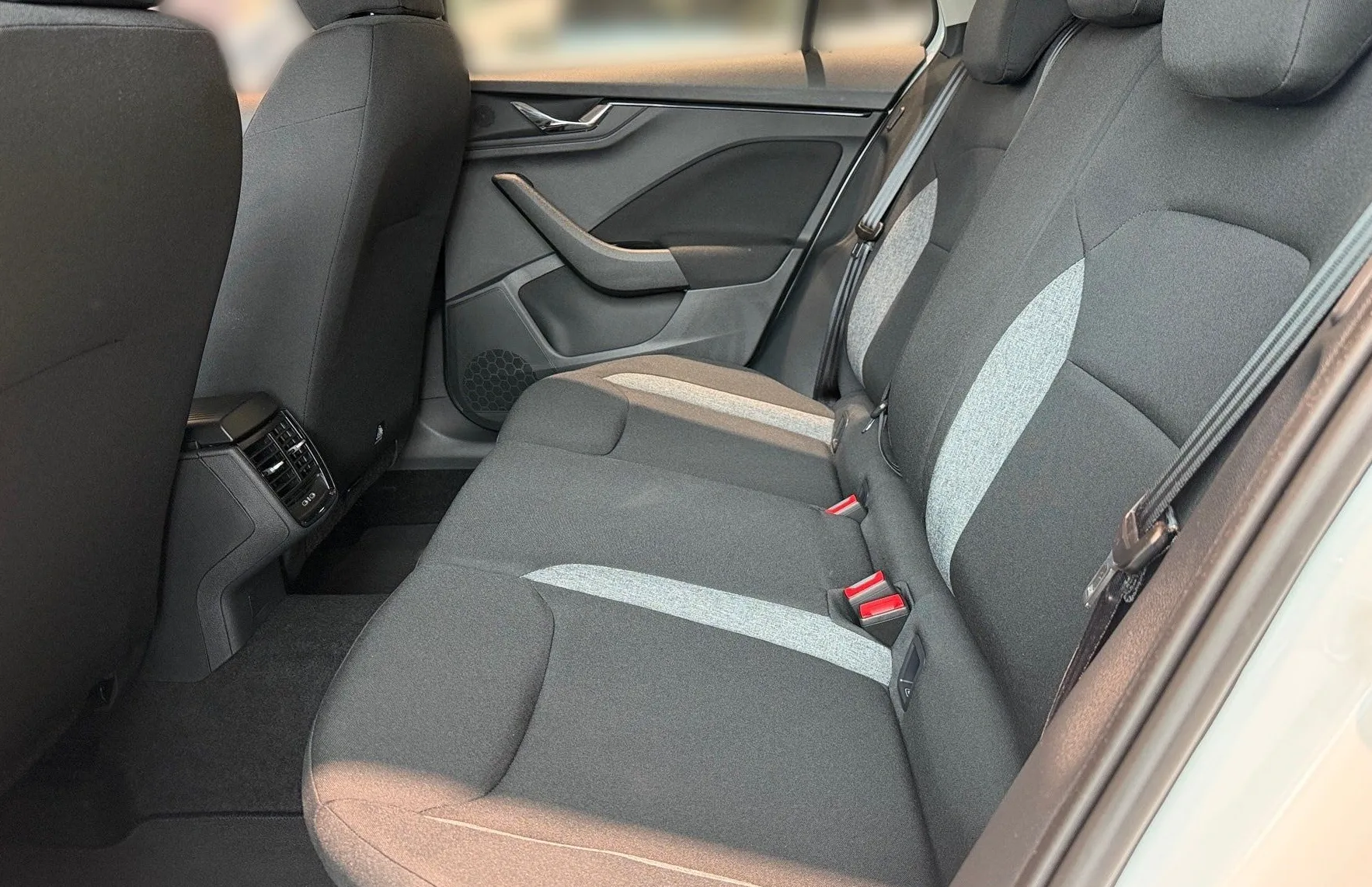 Zunanja slika - Škoda Kamiq - 1.0 TSI Easy - 11