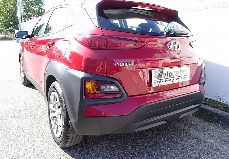 Zunanja slika - Hyundai Kona - 1.0 T-GDI 120 Trend - 1. LASTNIK - FINANCIRENJE - 4