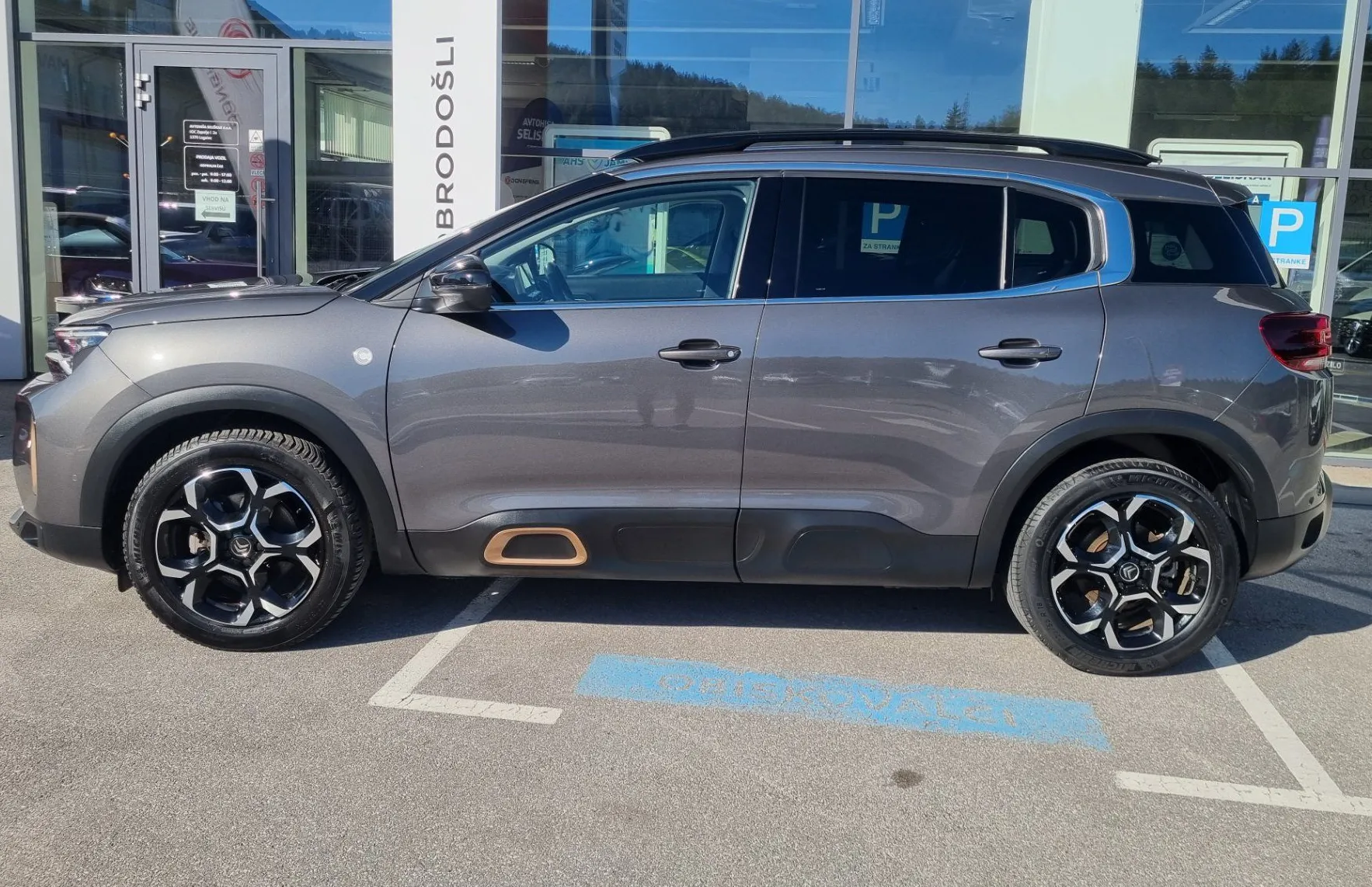 Zunanja slika - Citroën C5 Aircross - 1.2  C-Series Avtomatik - ZNANA ZGODOVINA VOZILA - 5